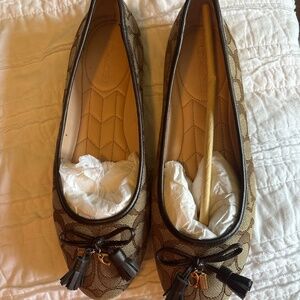 Coach Flats
